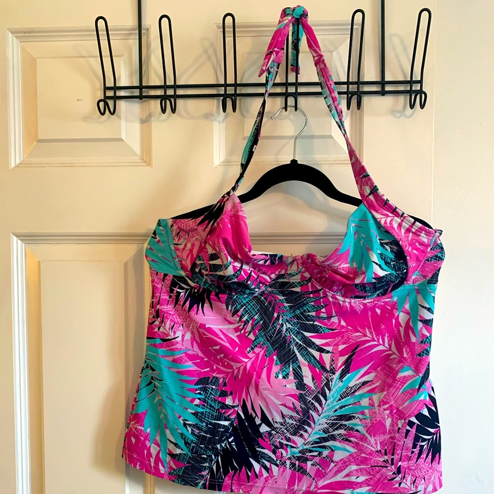Maidenform underwired takini top